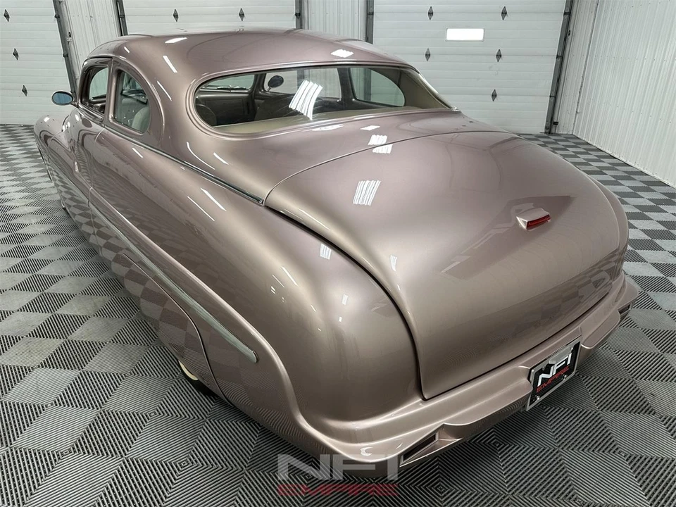 1950 Mercury Eight - Image 10 of 31
