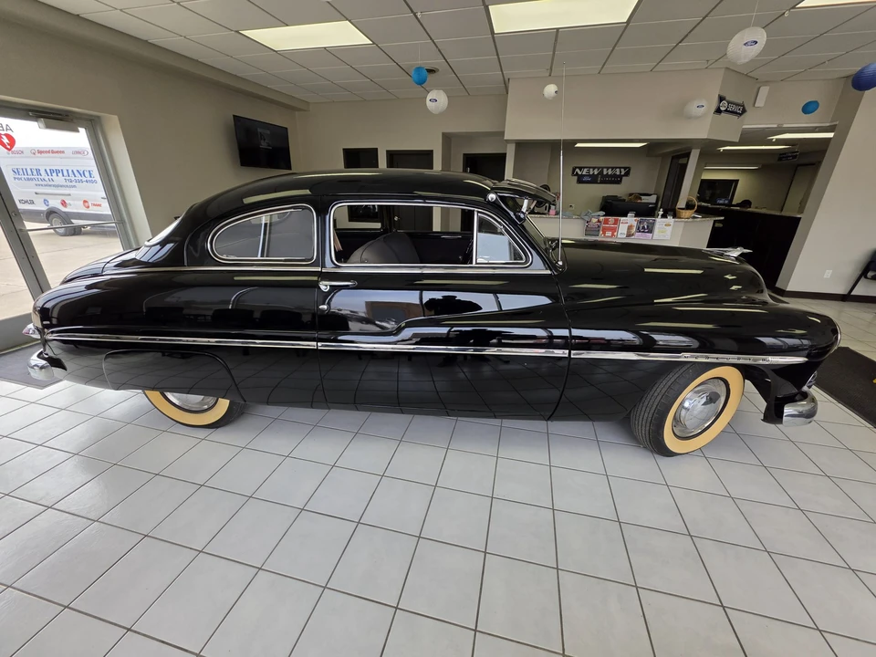 1950 Mercury Eight - Image 6 of 31