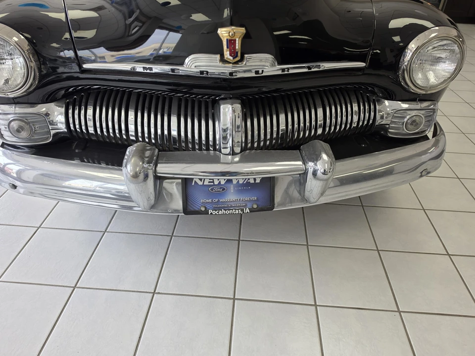 1950 Mercury Eight - Image 10 of 31