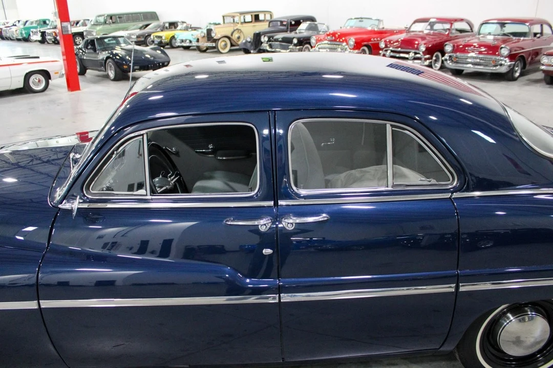 1950 Mercury Eight - Image 10 of 12
