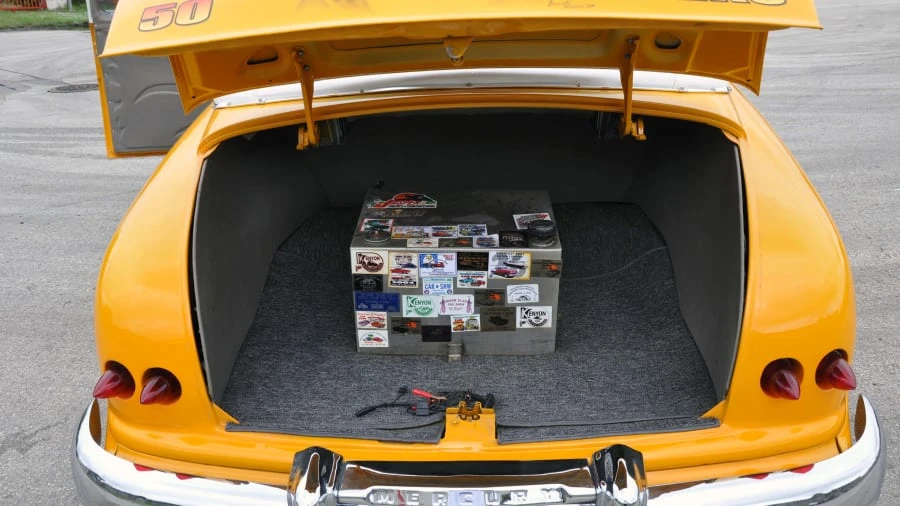 1950 Mercury Eight - Image 6 of 10