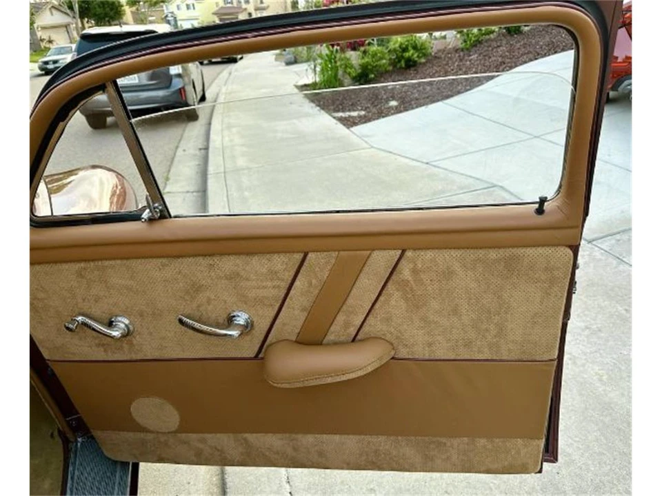 1950 Mercury Eight - Image 6 of 19