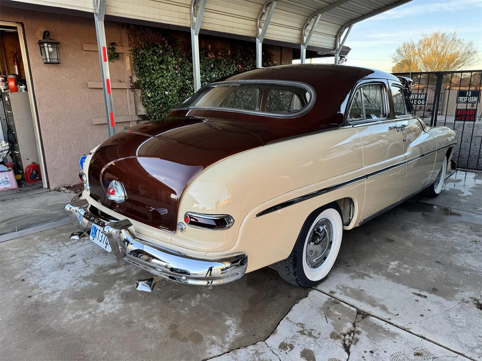 1950 Mercury Eight - Image 9 of 17