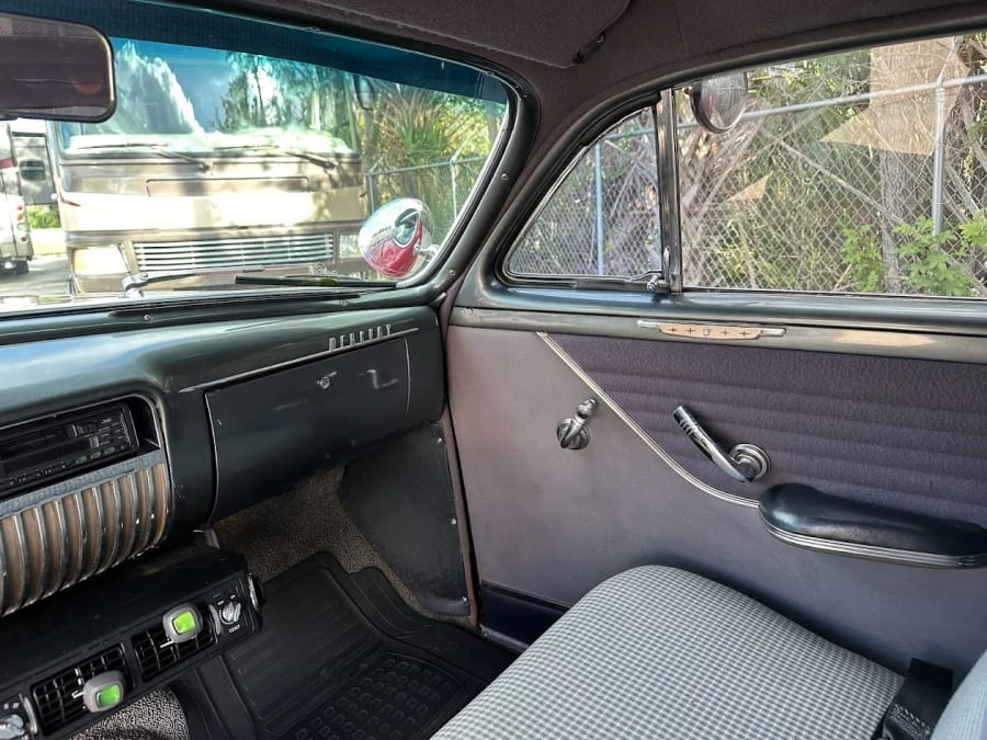 1950 Mercury Eight - Image 12 of 20