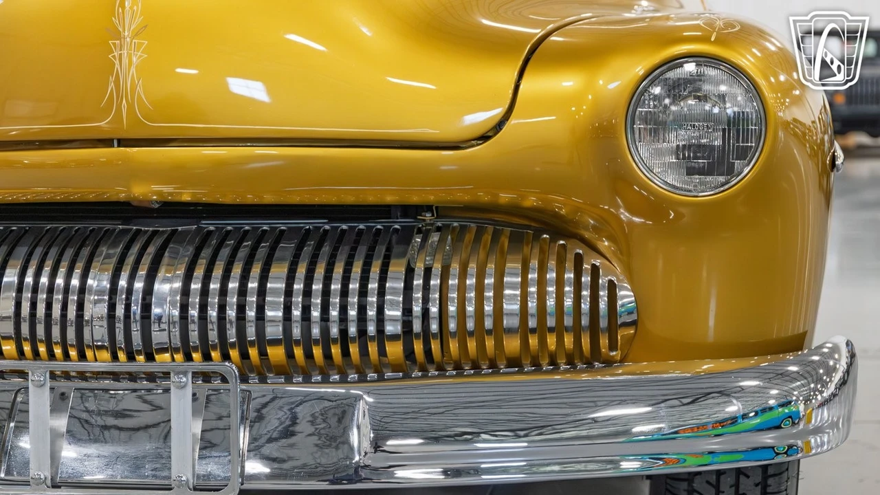 1950 Mercury Eight - Image 10 of 12