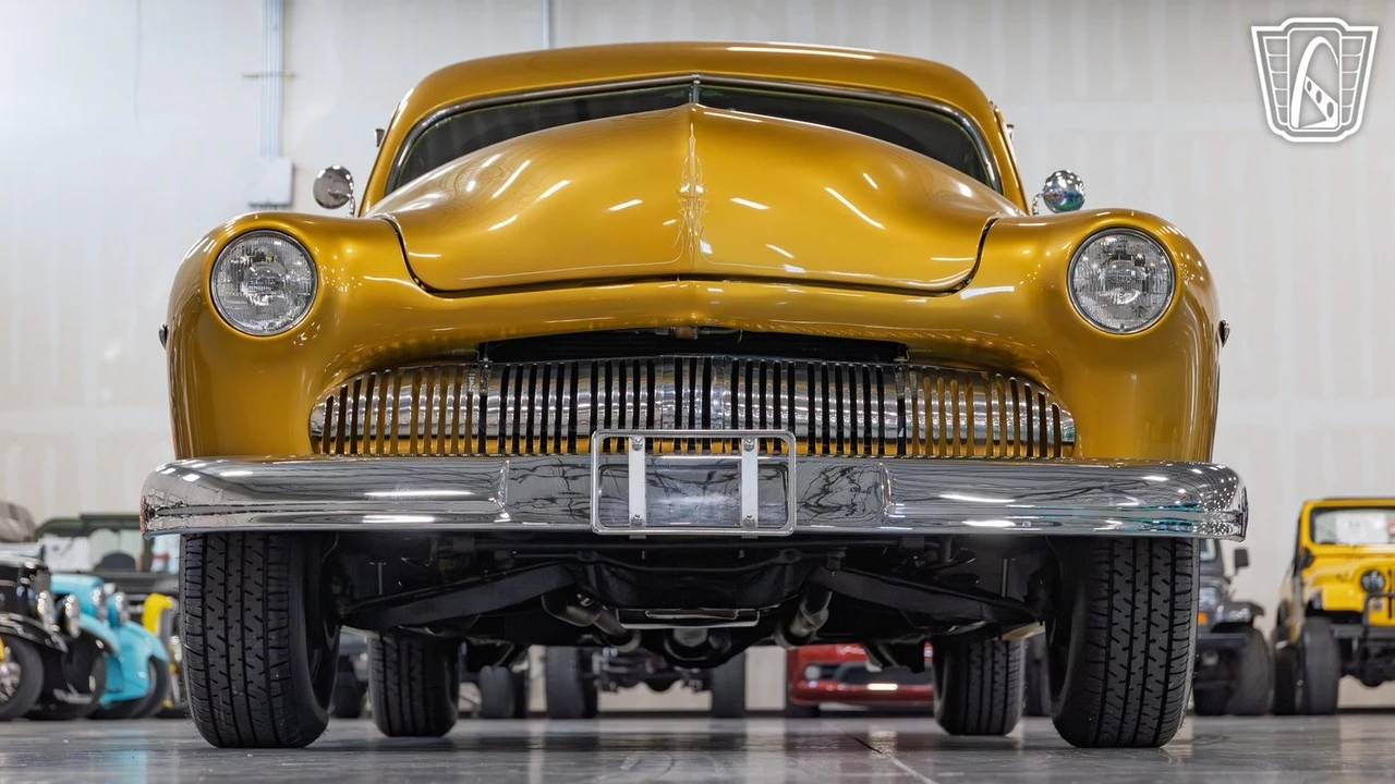 1950 Mercury Eight - Image 6 of 12