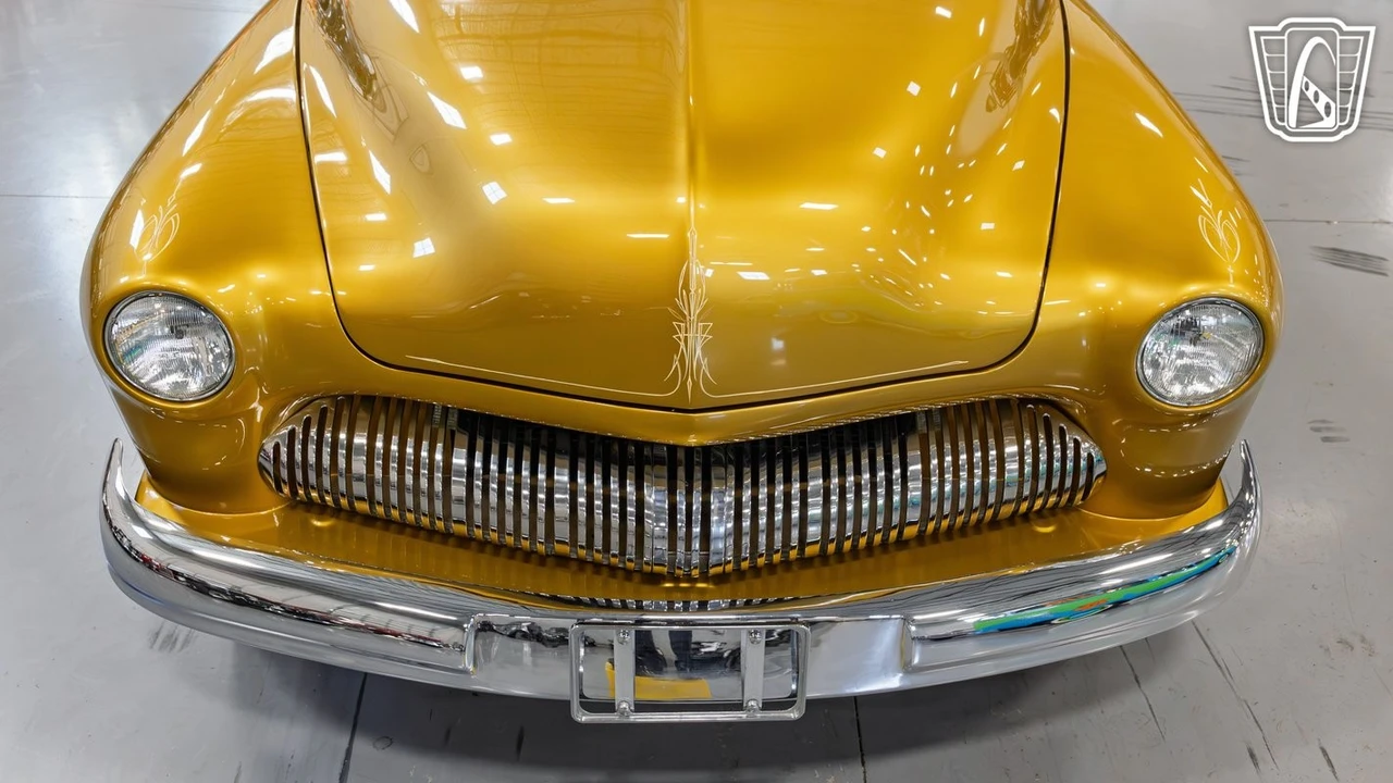 1950 Mercury Eight - Image 8 of 12
