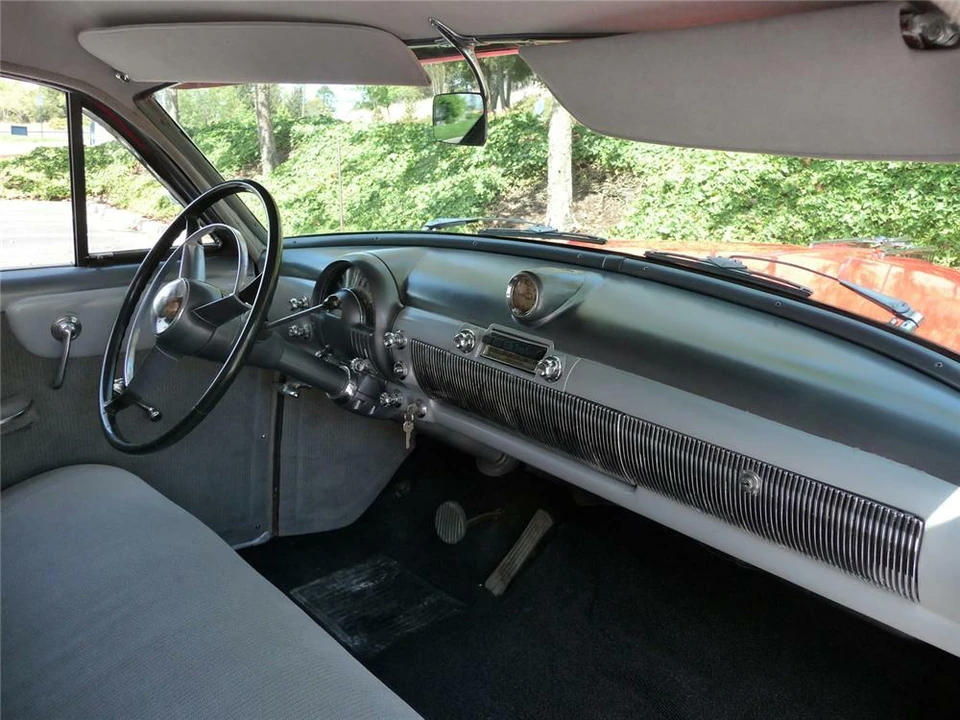 1950 Oldsmobile 98 - Image 4 of 5