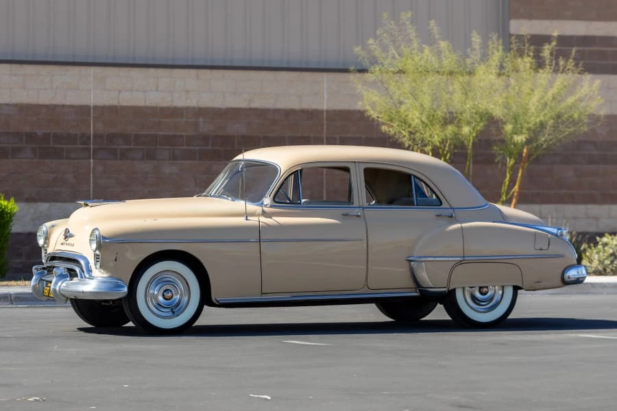 1950 Oldsmobile 88 - Image 10 of 31