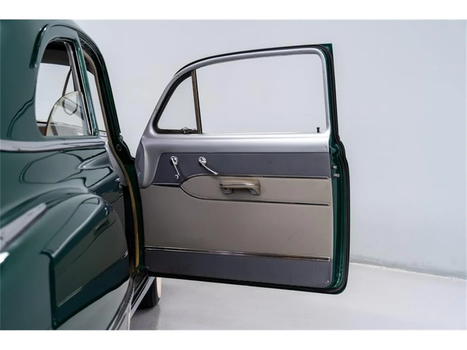 1950 Oldsmobile 88 - Image 10 of 31