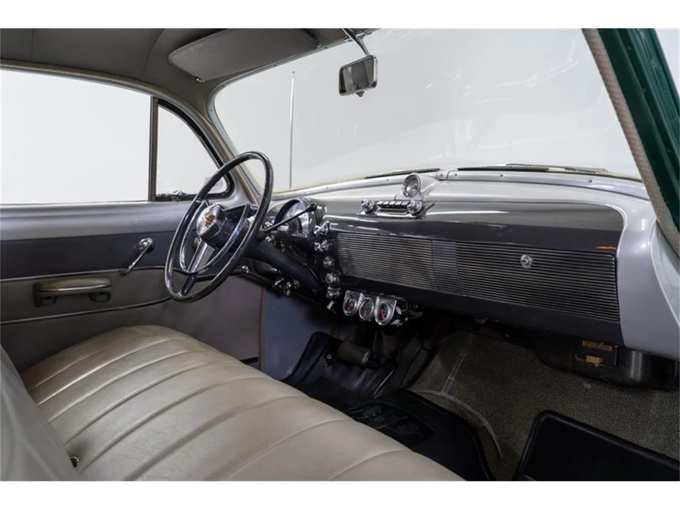 1950 Oldsmobile 88 - Image 19 of 31