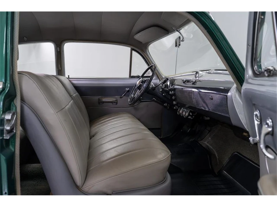 1950 Oldsmobile 88 - Image 21 of 31