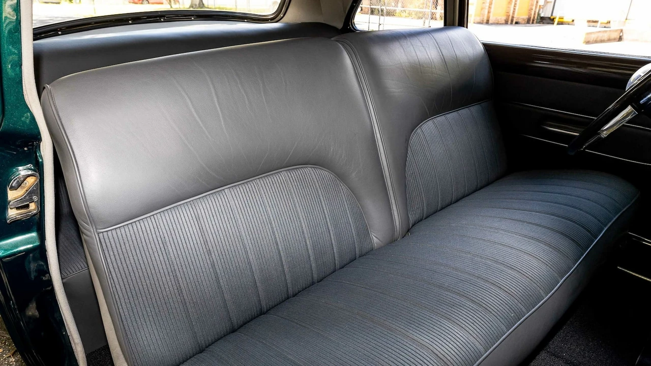 1950 Oldsmobile 88 - Image 5 of 31