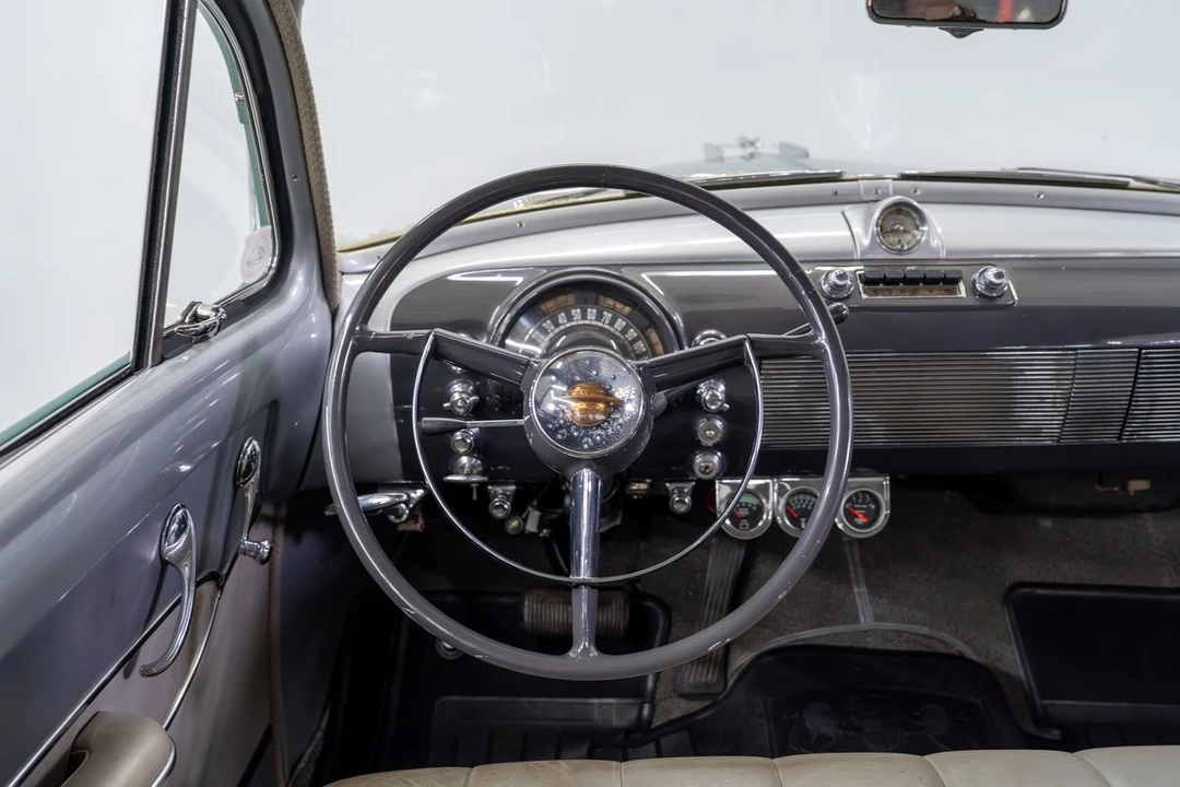 1950 Oldsmobile 88 - Image 12 of 31