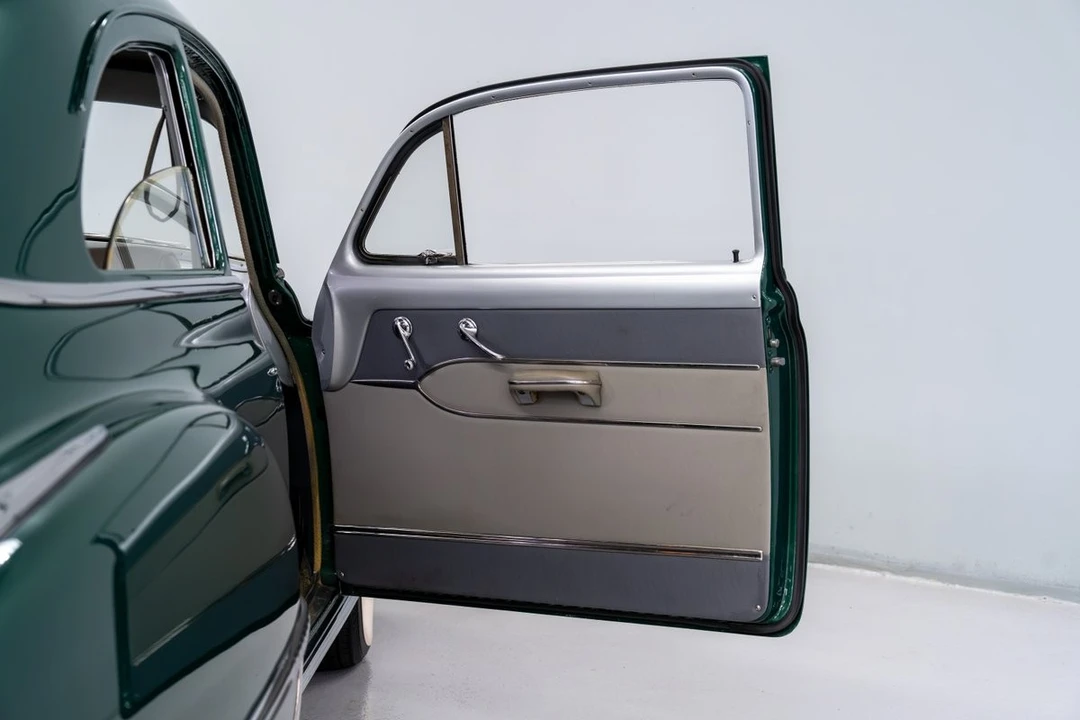 1950 Oldsmobile 88 - Image 11 of 31
