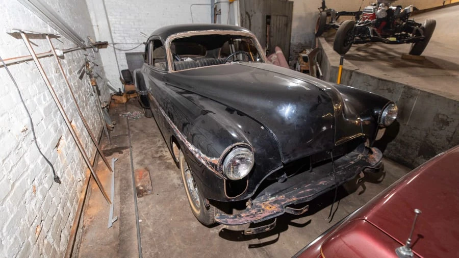 1950 Oldsmobile 88 - Image 2 of 16