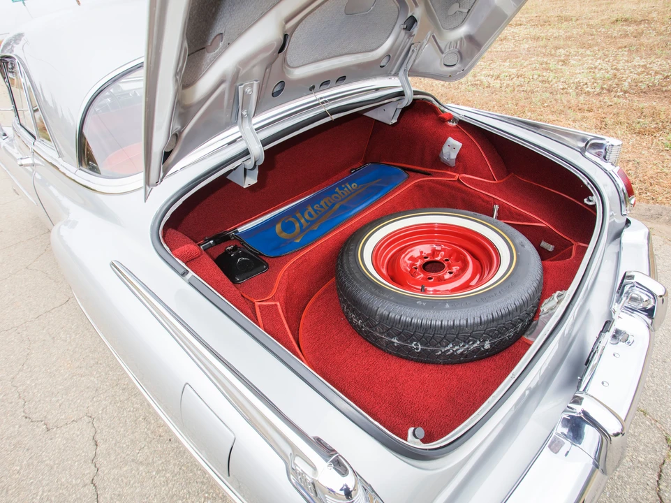 1950 Oldsmobile 88 - Image 14 of 31