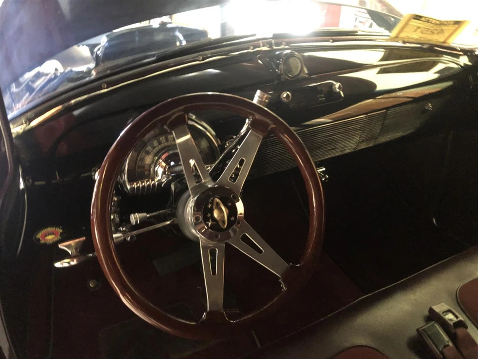 1950 Oldsmobile Custom Cruiser - Image 6 of 19