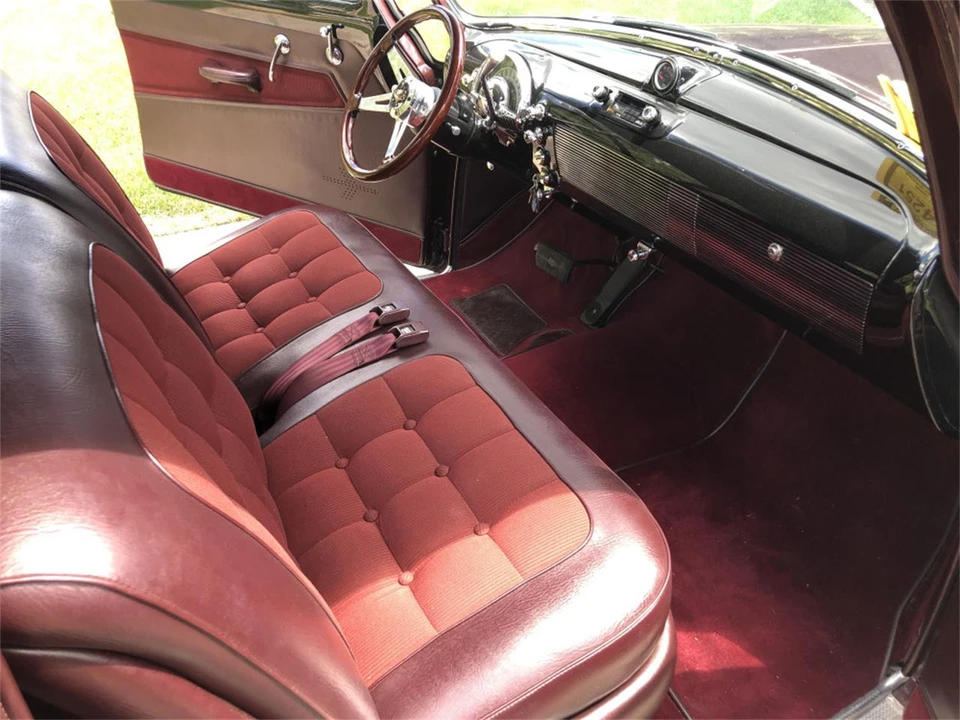 1950 Oldsmobile Custom Cruiser - Image 11 of 19