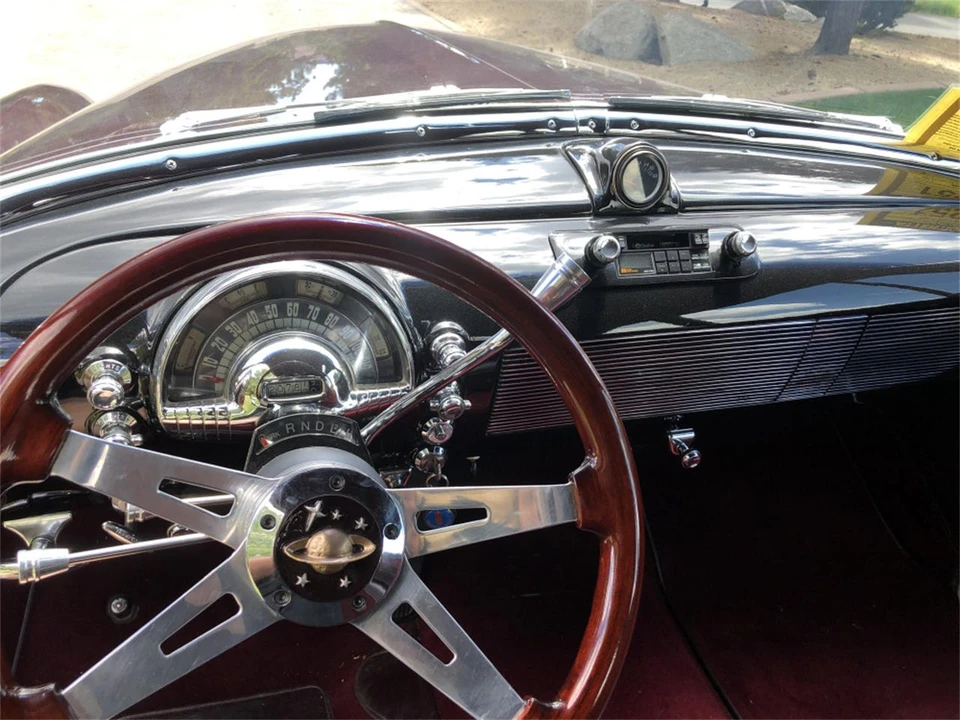 1950 Oldsmobile Custom Cruiser - Image 8 of 19