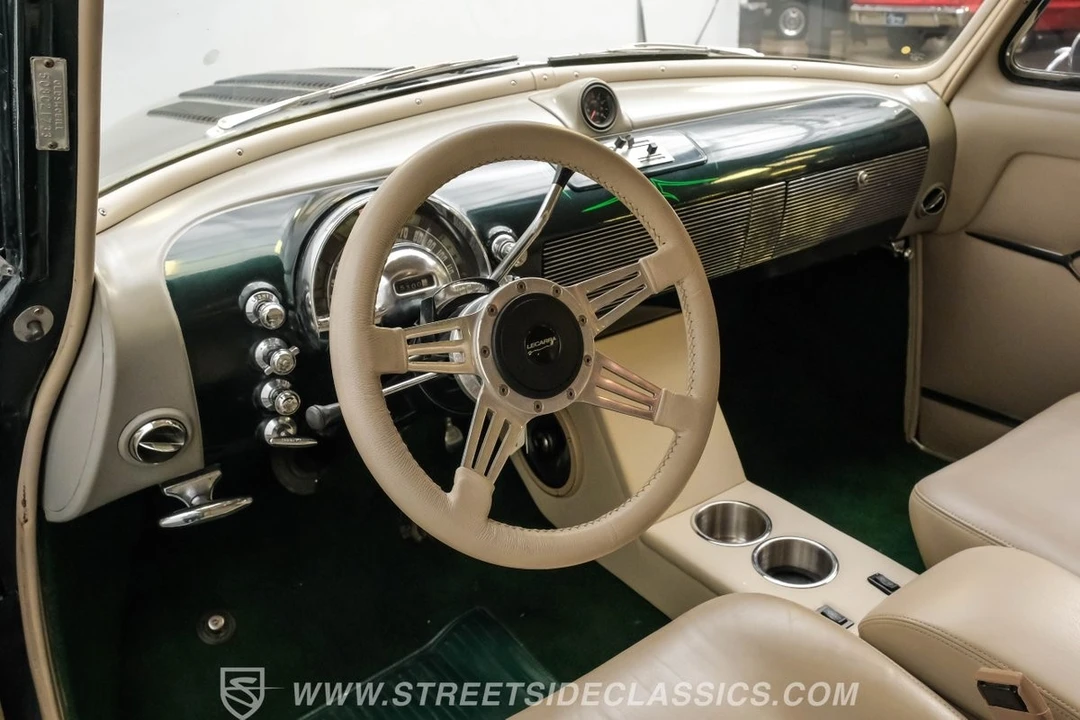 1950 Oldsmobile 88 - Image 5 of 12