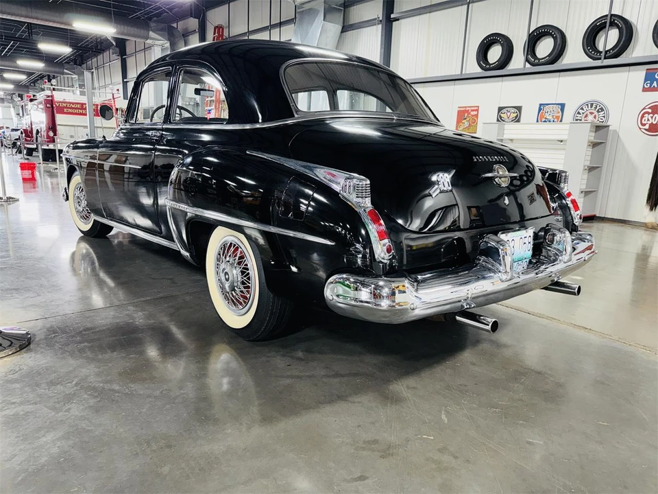 1950 Oldsmobile 88 - Image 4 of 31