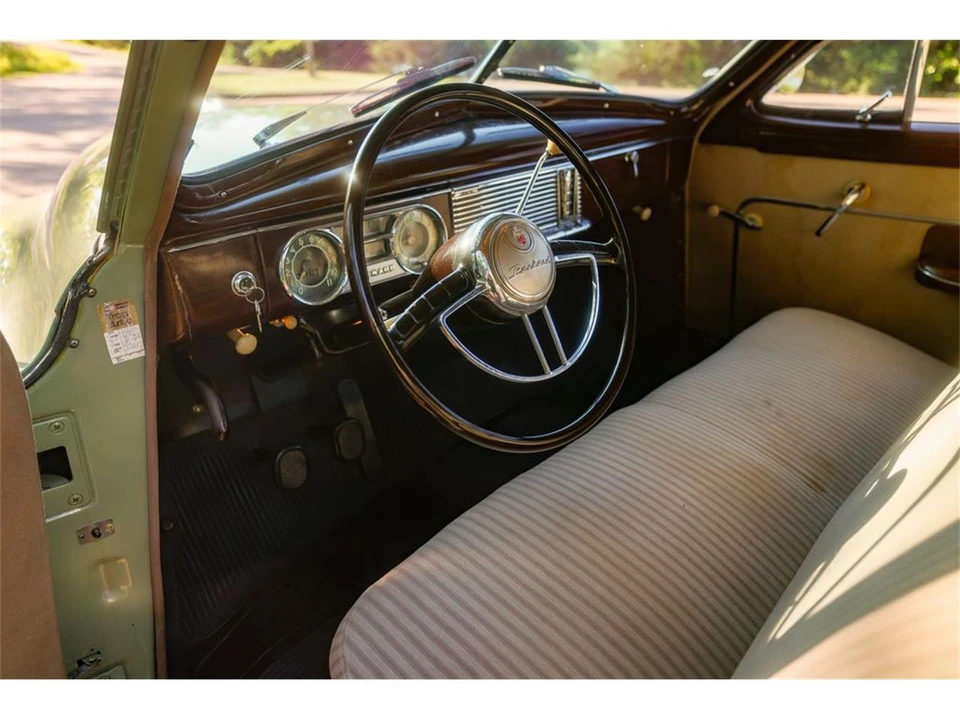 1950 Packard Eight - Image 4 of 31