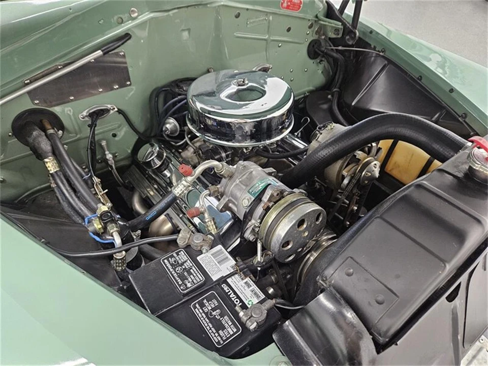 1950 Plymouth Suburban - Image 17 of 31