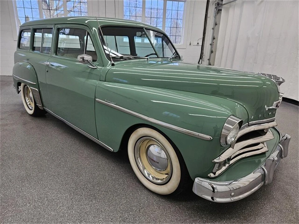 1950 Plymouth Suburban - Image 3 of 31