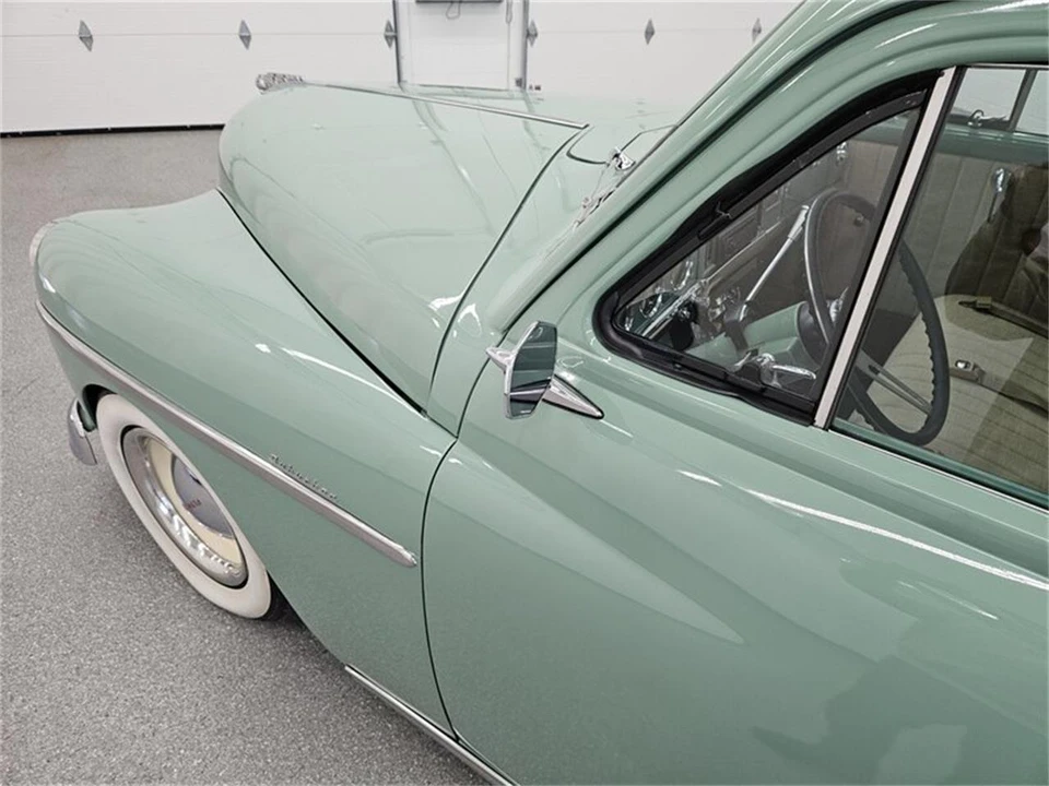 1950 Plymouth Suburban - Image 9 of 31