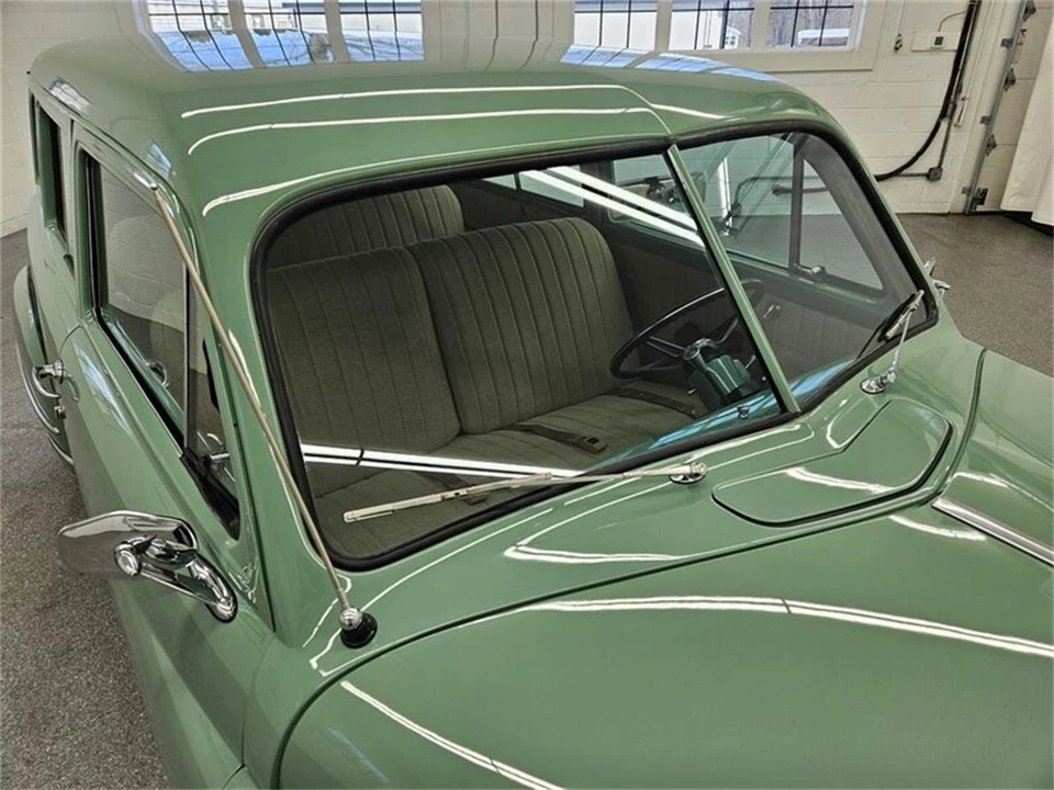 1950 Plymouth Suburban - Image 14 of 31
