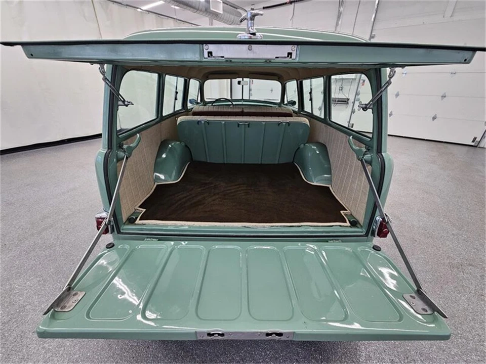 1950 Plymouth Suburban - Image 30 of 31