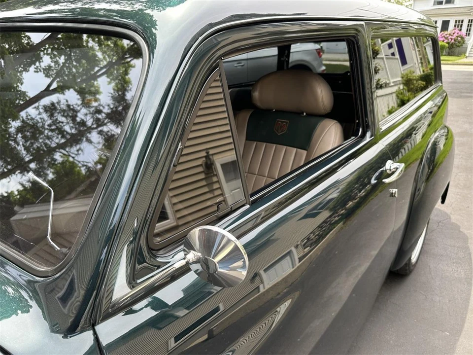 1950 Plymouth Suburban - Image 22 of 31