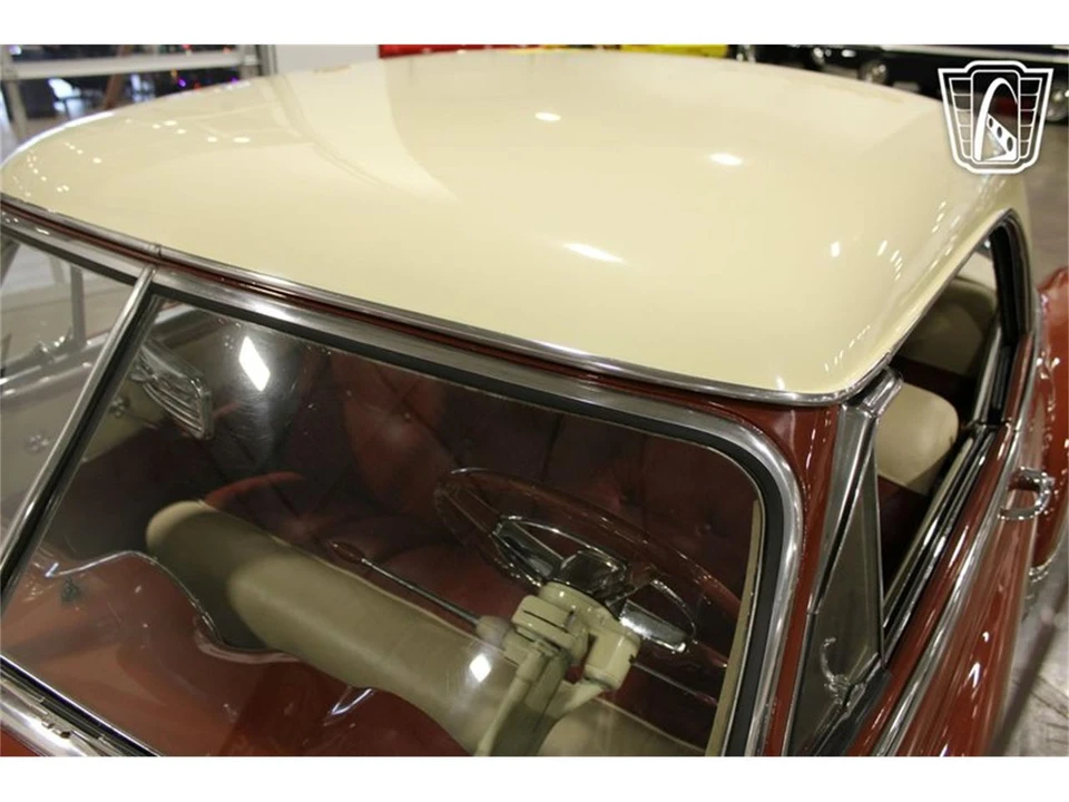 1950 Pontiac Catalina 1st Gen - Image 27 of 31