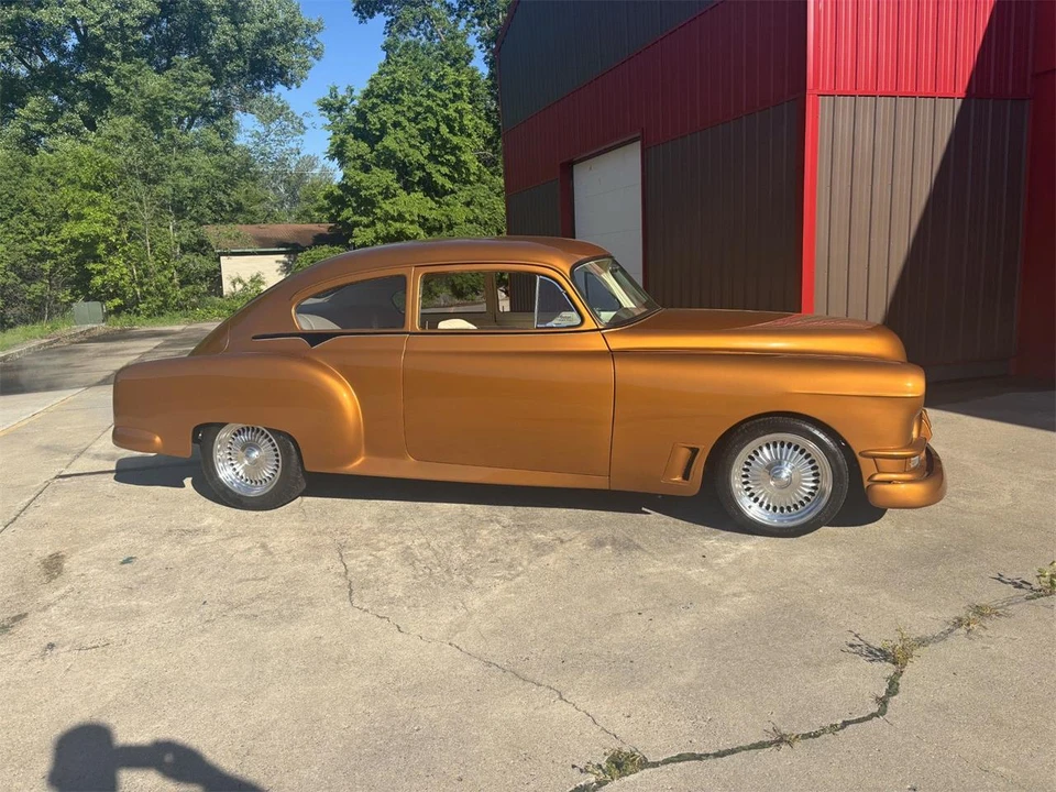 1950 Pontiac Chieftain - Image 13 of 31