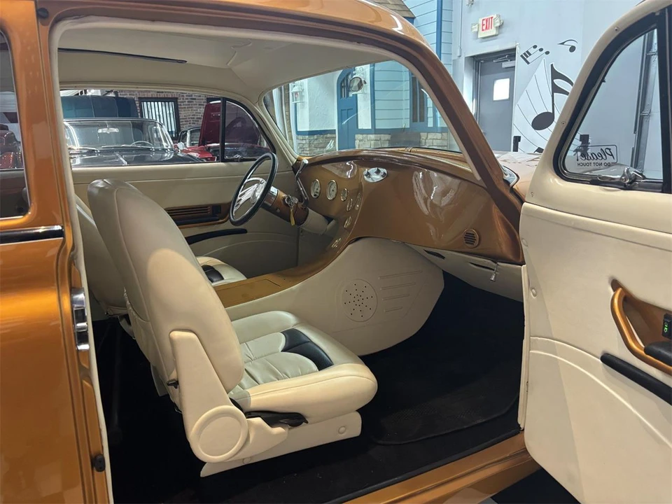 1950 Pontiac Chieftain - Image 23 of 31