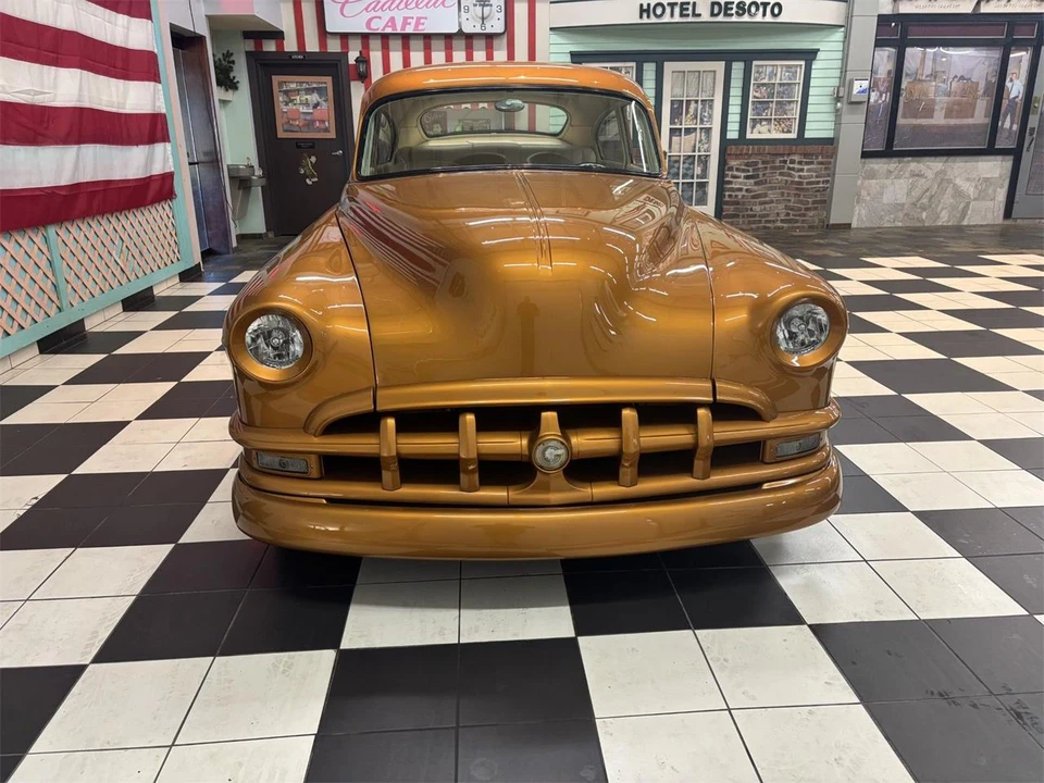 1950 Pontiac Chieftain - Image 10 of 31