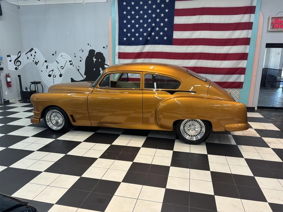 1950 Pontiac Chieftain - Image 8 of 31