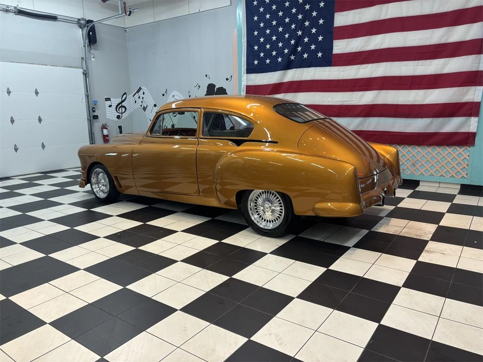 1950 Pontiac Chieftain - Image 6 of 31