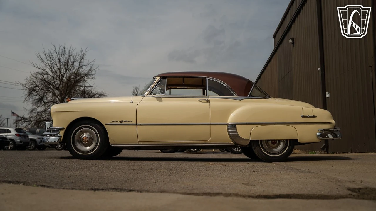 1950 Pontiac Chieftain - Image 11 of 12