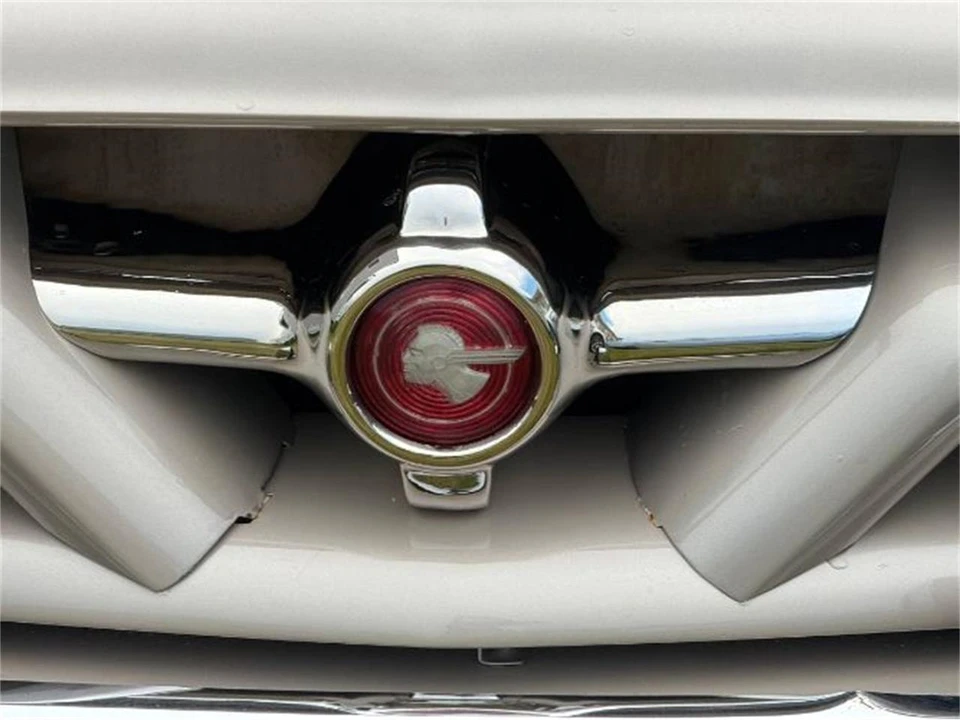 1950 Pontiac Chieftain - Image 10 of 12