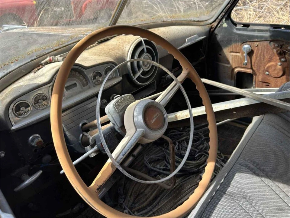 1950 Pontiac Chieftain - Image 6 of 16