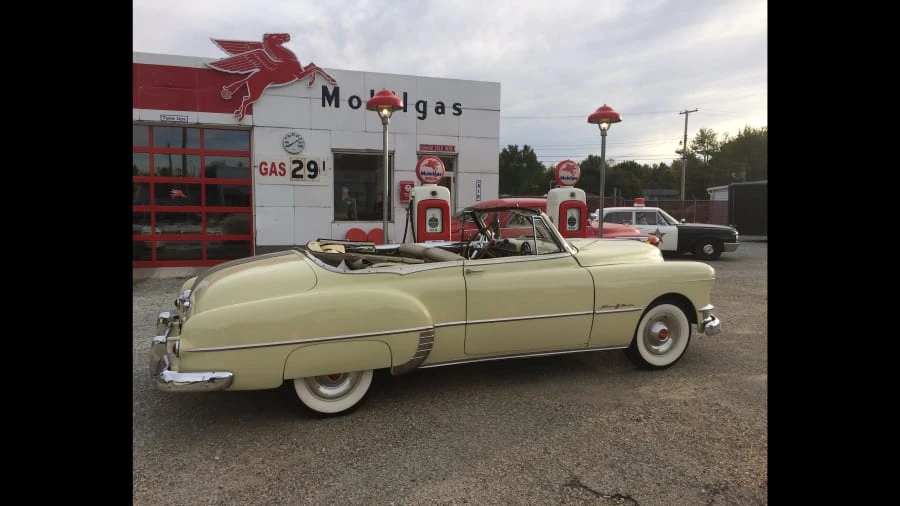 1950 Pontiac Chieftain - Image 2 of 6