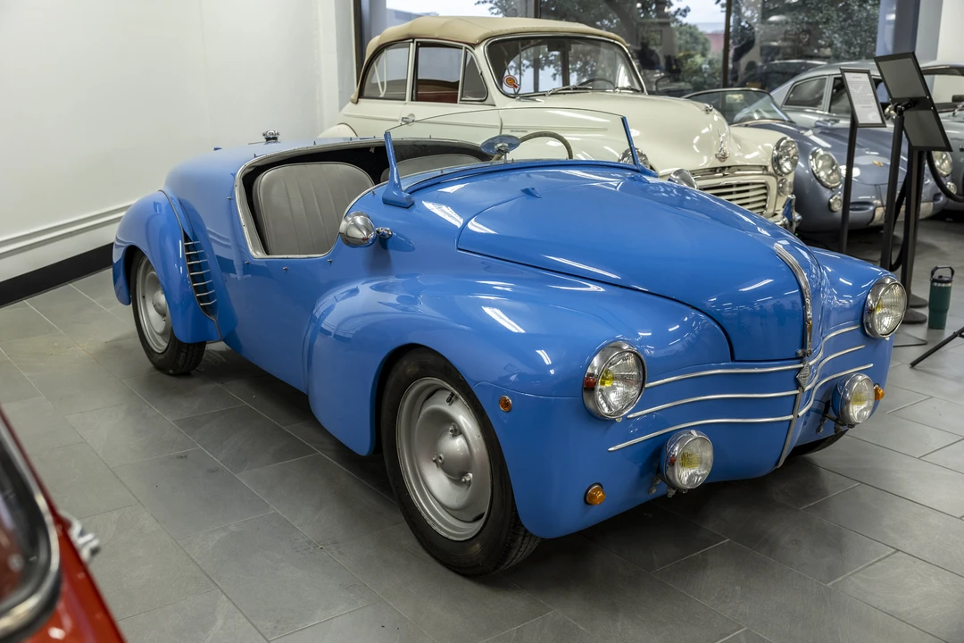 1950 Renault 4CV Convertible - Image 8 of 31