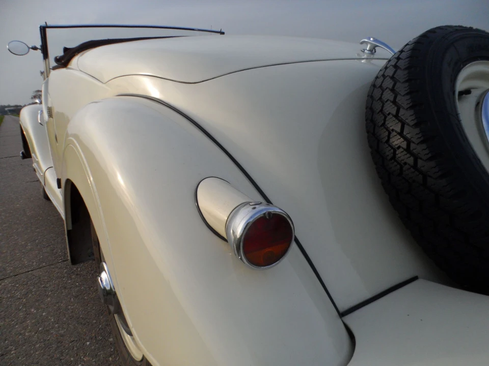 1950 Riley - Image 10 of 31