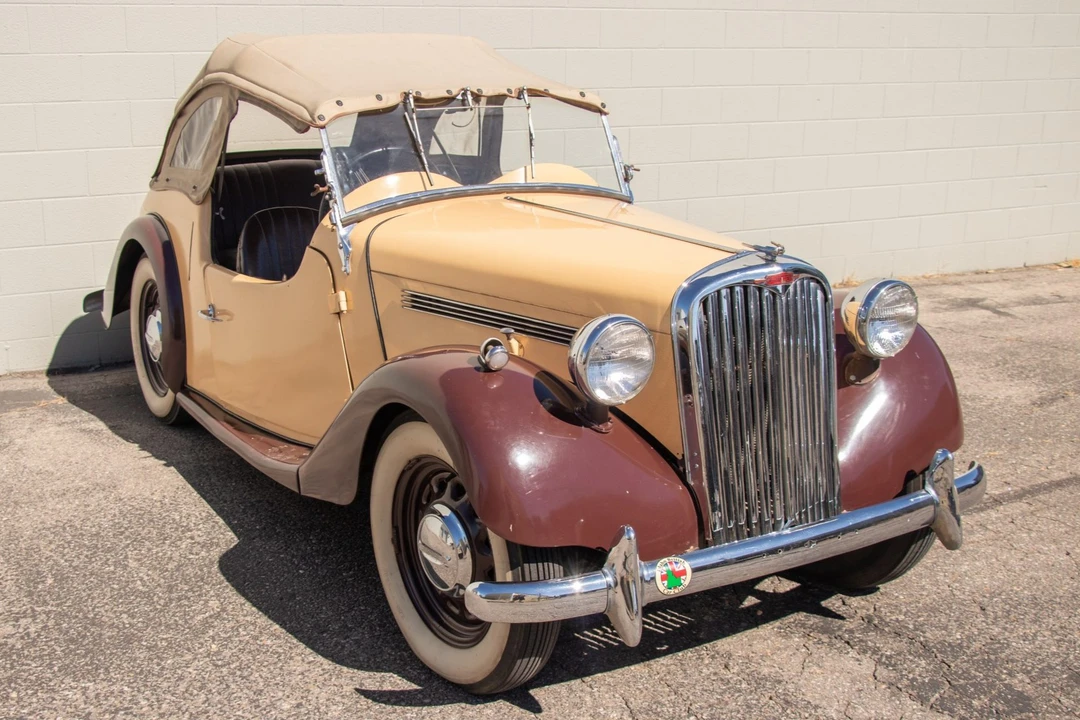 1950 Singer - Image 1 of 31