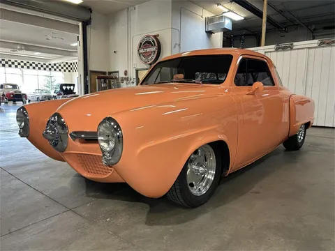 1950 Studebaker Commander Starlight Street Rod