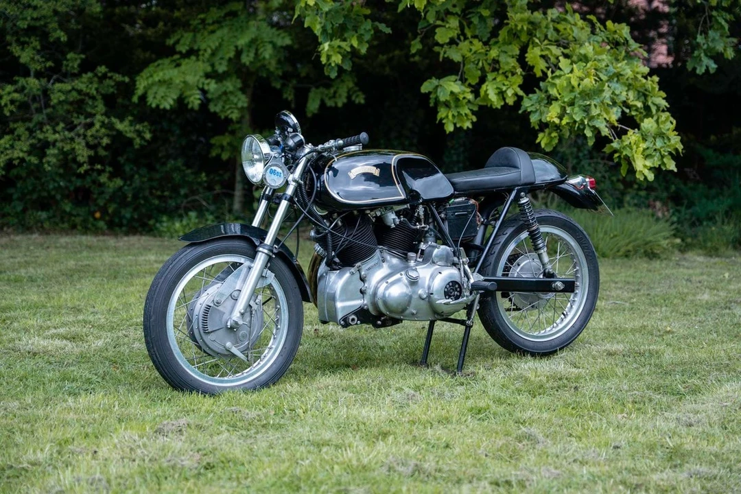 1950 Vincent Black Shadow - Image 2 of 30