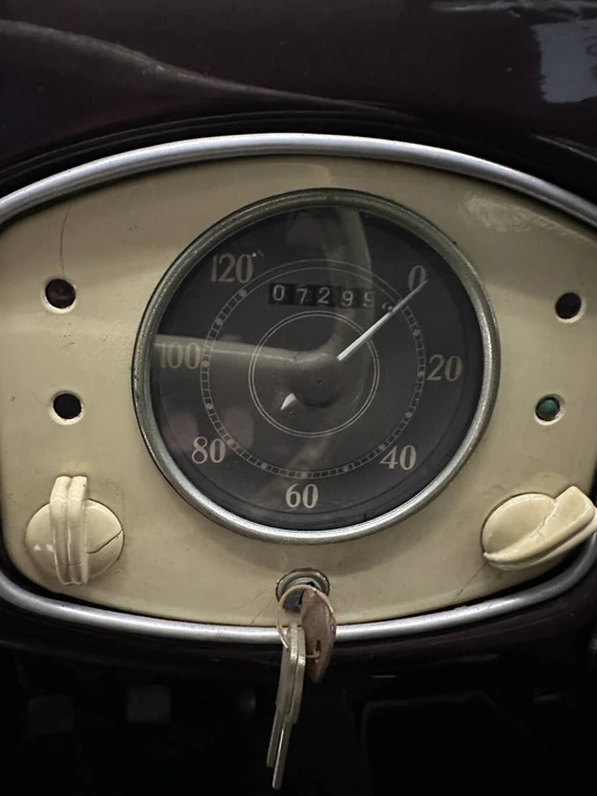 1950 Volkswagen Beetle (Split Window) - Image 16 of 21