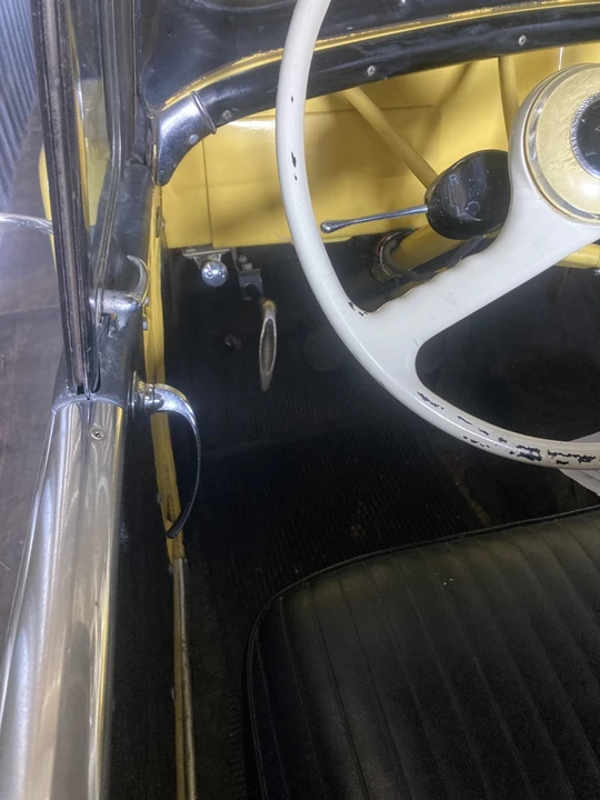 1950 Willys Jeepster - Image 6 of 9